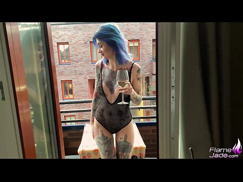 ❤️ ເດັກຍິງຫົວໃຫຍ່ດູດດ້ວຍອ່າວ ແລະ fucking passionate ພາຍໃຕ້ທ້ອງຟ້າເປີດ ️ ໜັງໂປ້ ຢູ່ຄອມ lo.hentaidude.ru ﹏