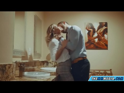 ❤️ ໃນເວລາທີ່ຜິວເນື້ອສີຂາວ busty seduces ທ່ານຢູ່ໃນຫ້ອງນ້ໍາສາທາລະນະ ️ ໜັງໂປ້ ຢູ່ຄອມ lo.hentaidude.ru ﹏